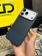 Henks Carbon Textured Cases with MagSafe 17 Pro Max